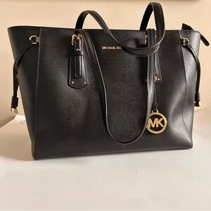 Michael Kors Tote Bag Black Leather with Gold Hardware Office Computer